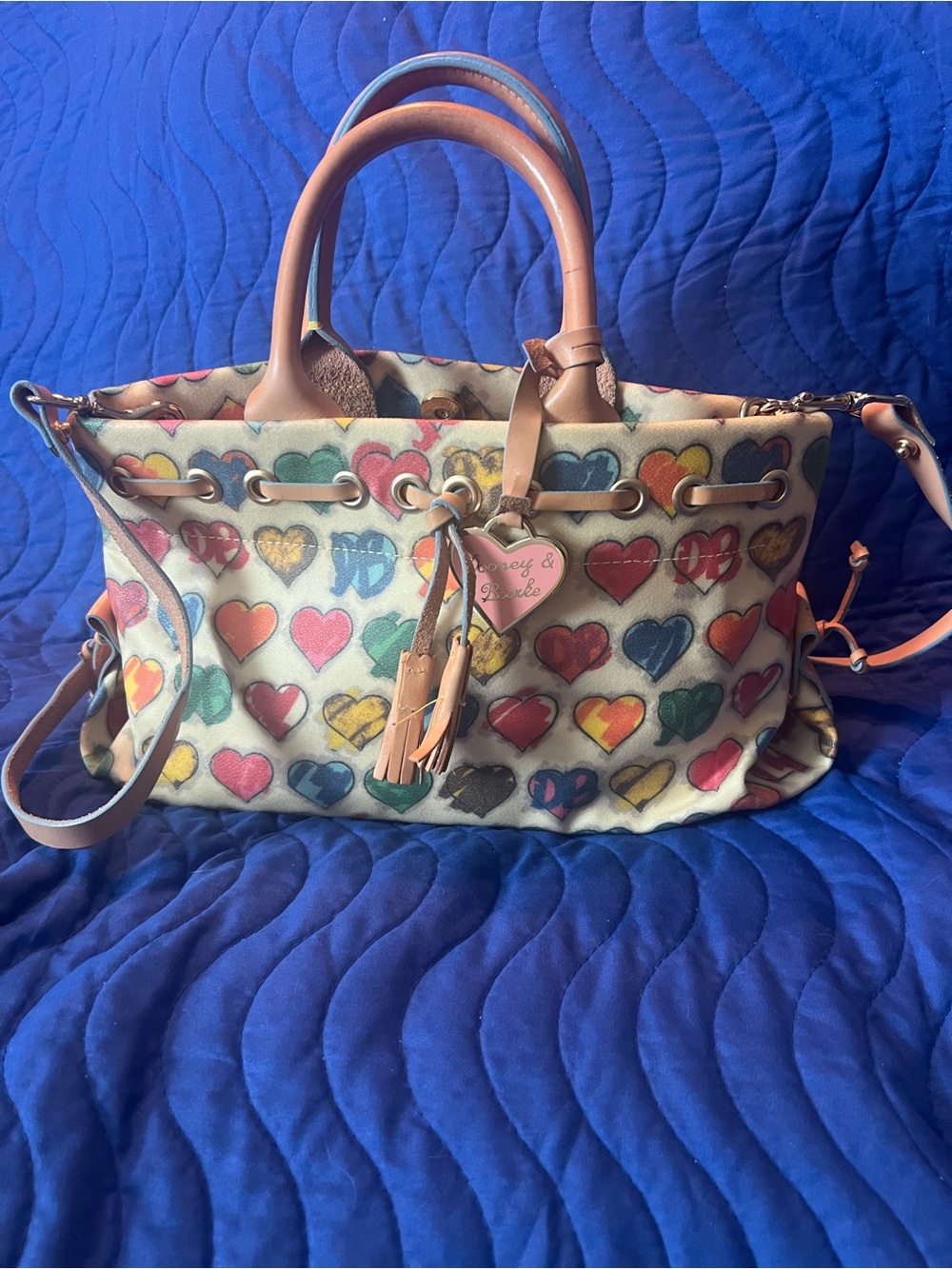 Dooney & Bourke heart logo tote